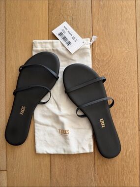 New Leather Tkees Beach Summer Flip Flops (style Gemma) Black Size 11 w-dust bag